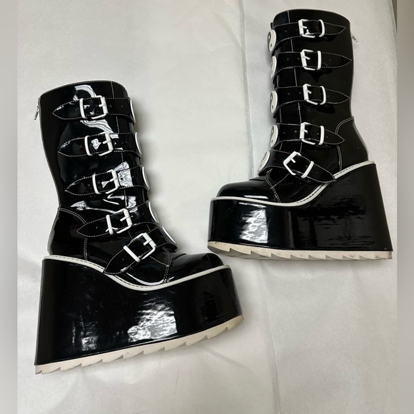 YRU Women's Black and White Boots🖤 - Picture 6 of 11